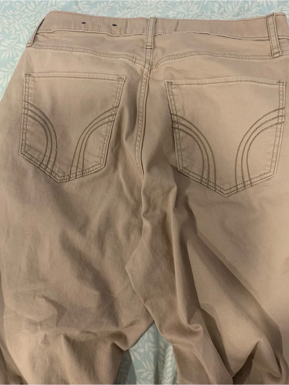 Hollister Women’s Curvy High-rise Skinny Jeans in Khaki Tan Size Regular 10
